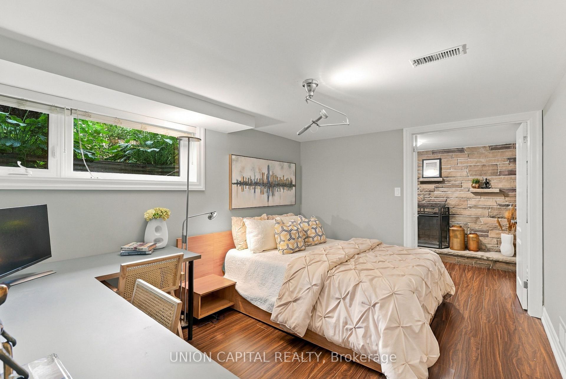Photo 41 of 1563 Skyline Drive, Mississauga, Lakeview — HOMEH