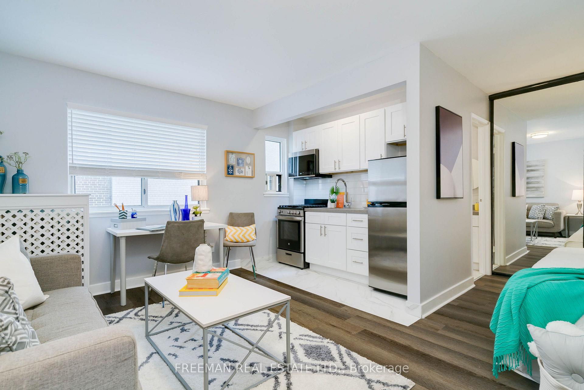 Front of Unit 308, 214 Wellesley Street