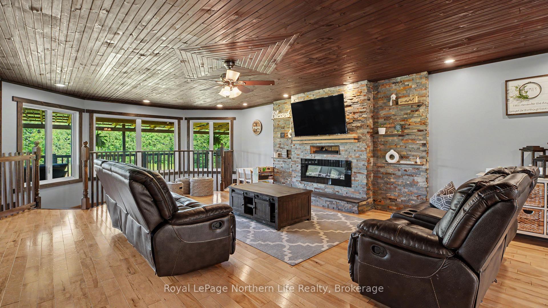 Photo 11 of 1909 Hart Road, Callander — HOMEH