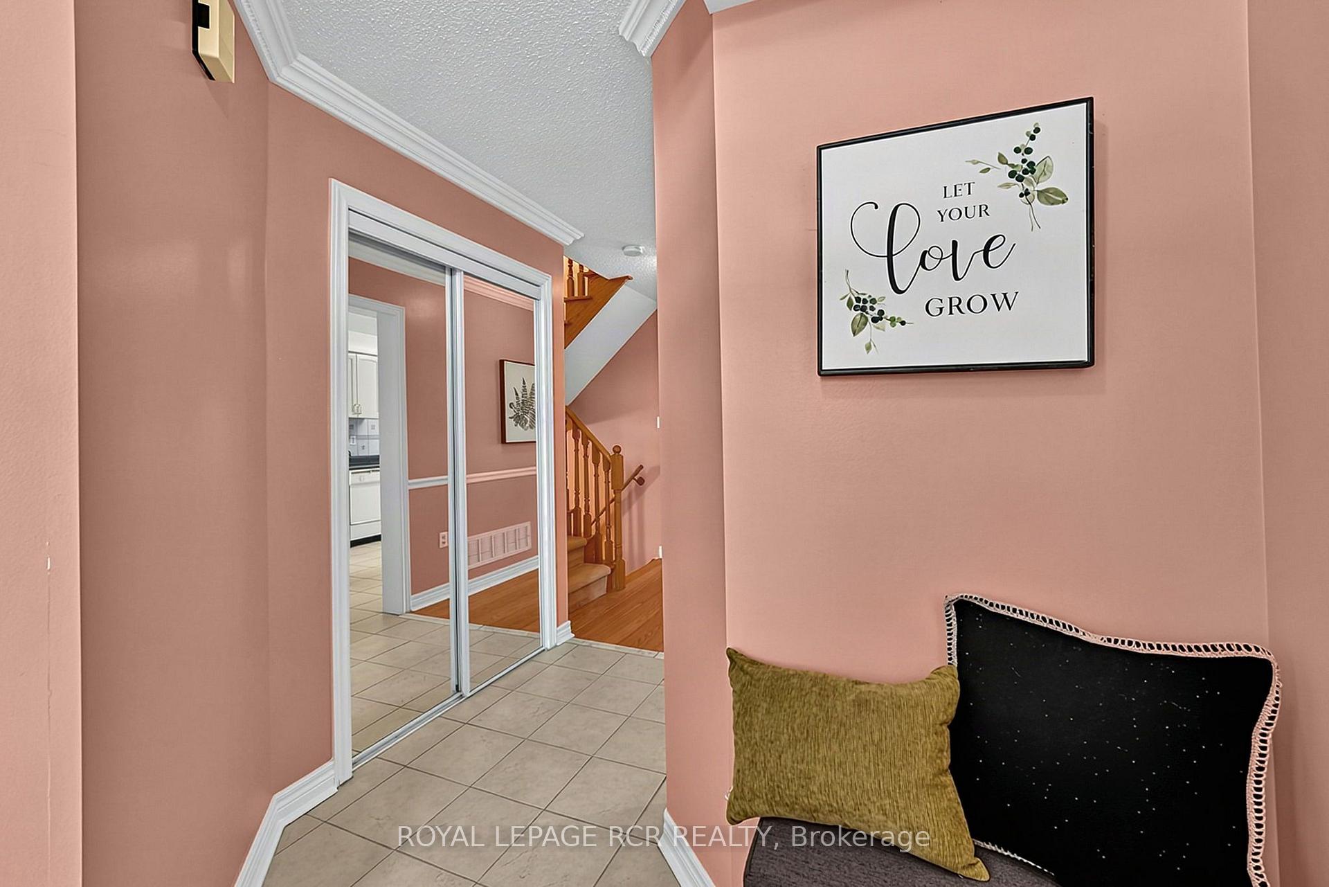 Photo 6 of 138 Primeau Drive, Aurora, Aurora Grove — HOMEH