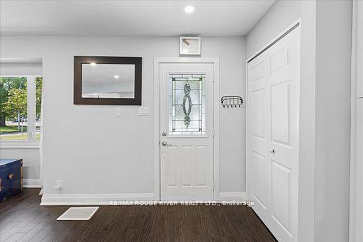 Photo 6 of 20 Burcher Road, Ajax, South East — HOMEH