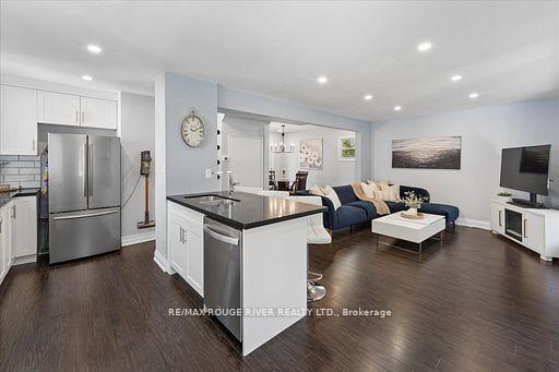 Photo 12 of 20 Burcher Road, Ajax, South East — HOMEH