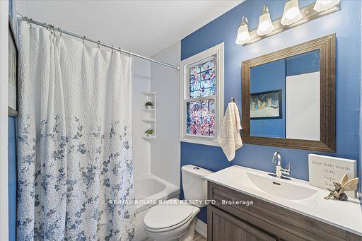Photo 14 of 20 Burcher Road, Ajax, South East — HOMEH