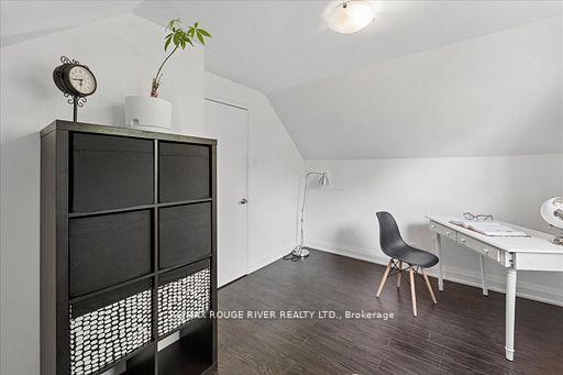 Photo 21 of 20 Burcher Road, Ajax, South East — HOMEH