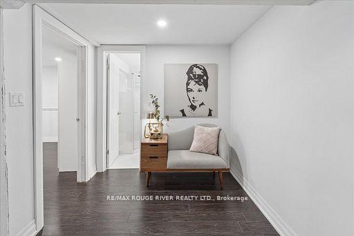 Photo 23 of 20 Burcher Road, Ajax, South East — HOMEH