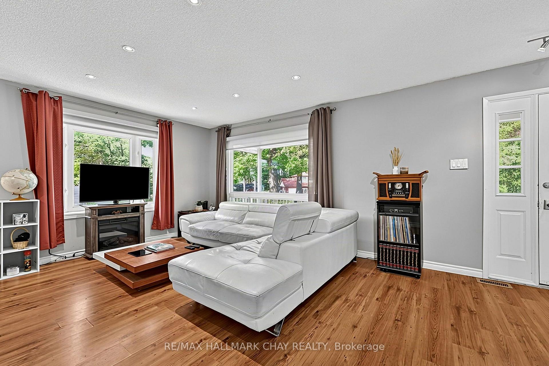 Photo 9 of 1475 River Road W, Wasaga Beach — HOMEH