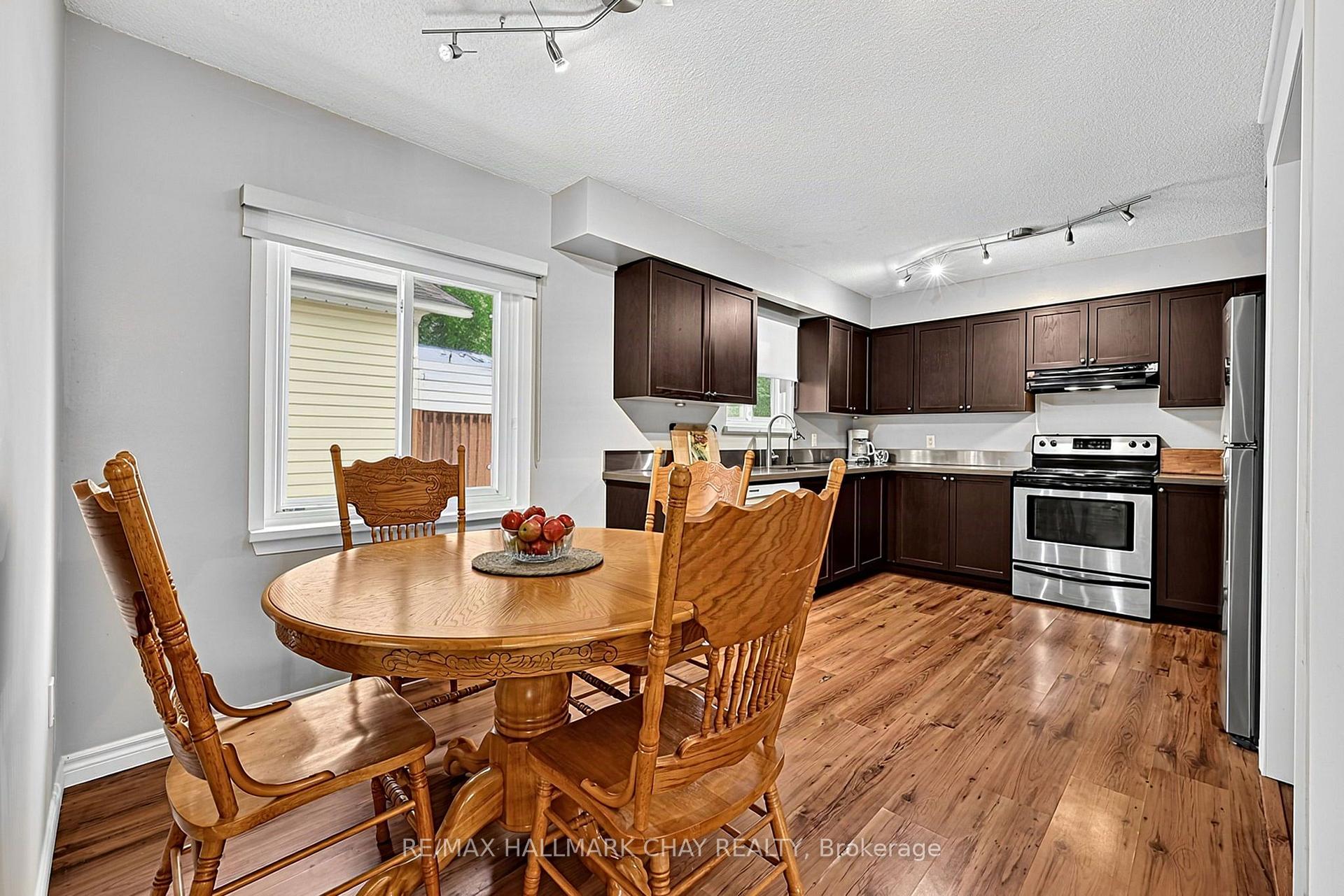 Photo 12 of 1475 River Road W, Wasaga Beach — HOMEH
