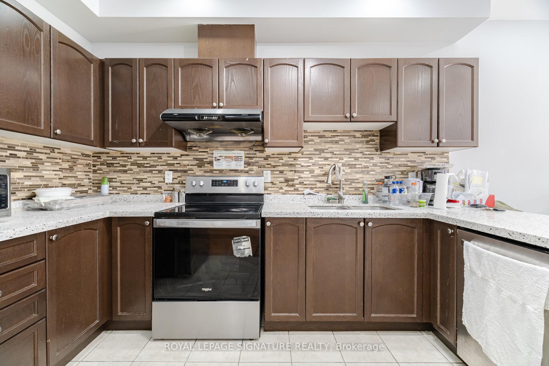 Photo 19 of 443 Comiskey Crescent, Mississauga, Meadowvale Village — HOMEH