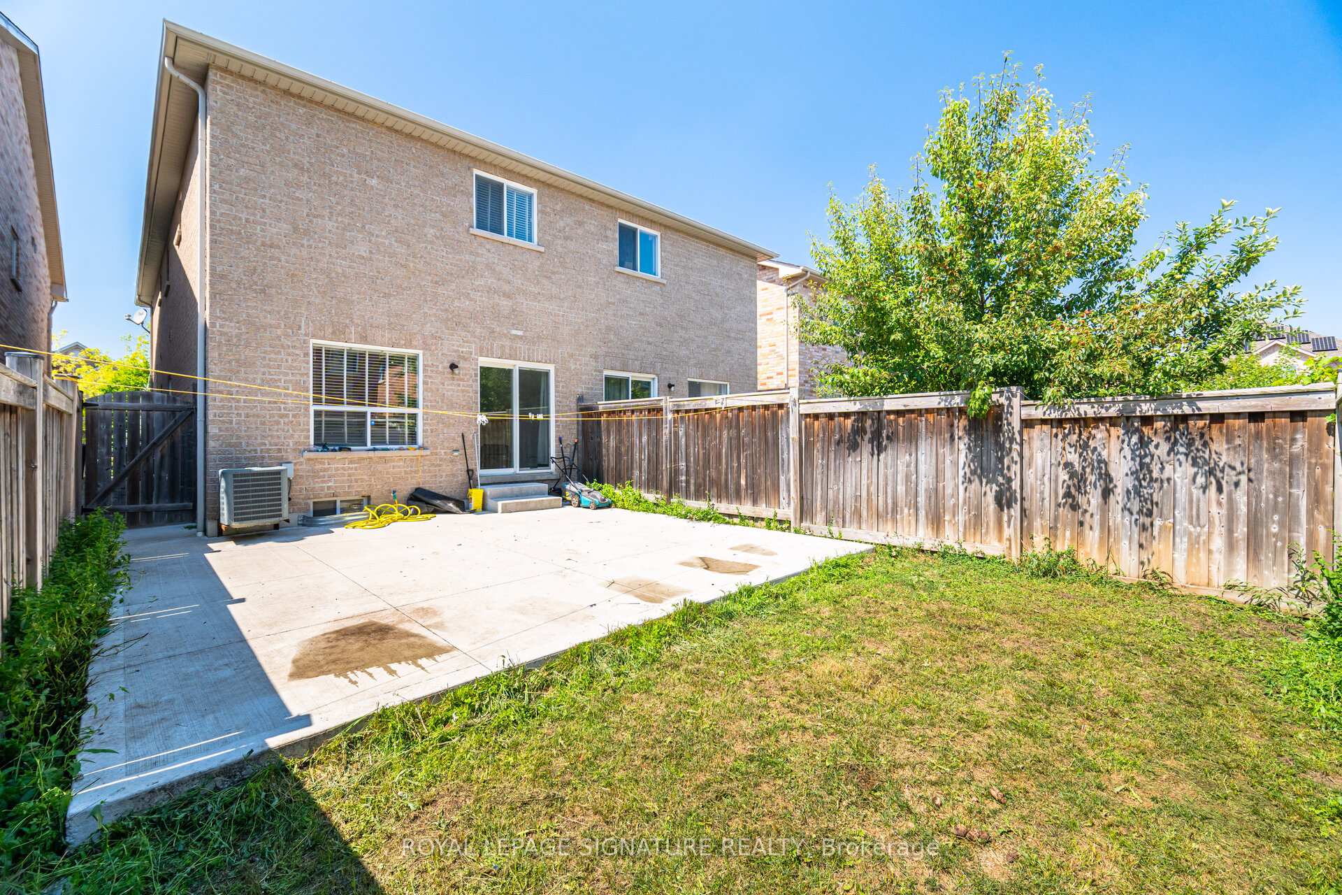 Photo 42 of 443 Comiskey Crescent, Mississauga, Meadowvale Village — HOMEH