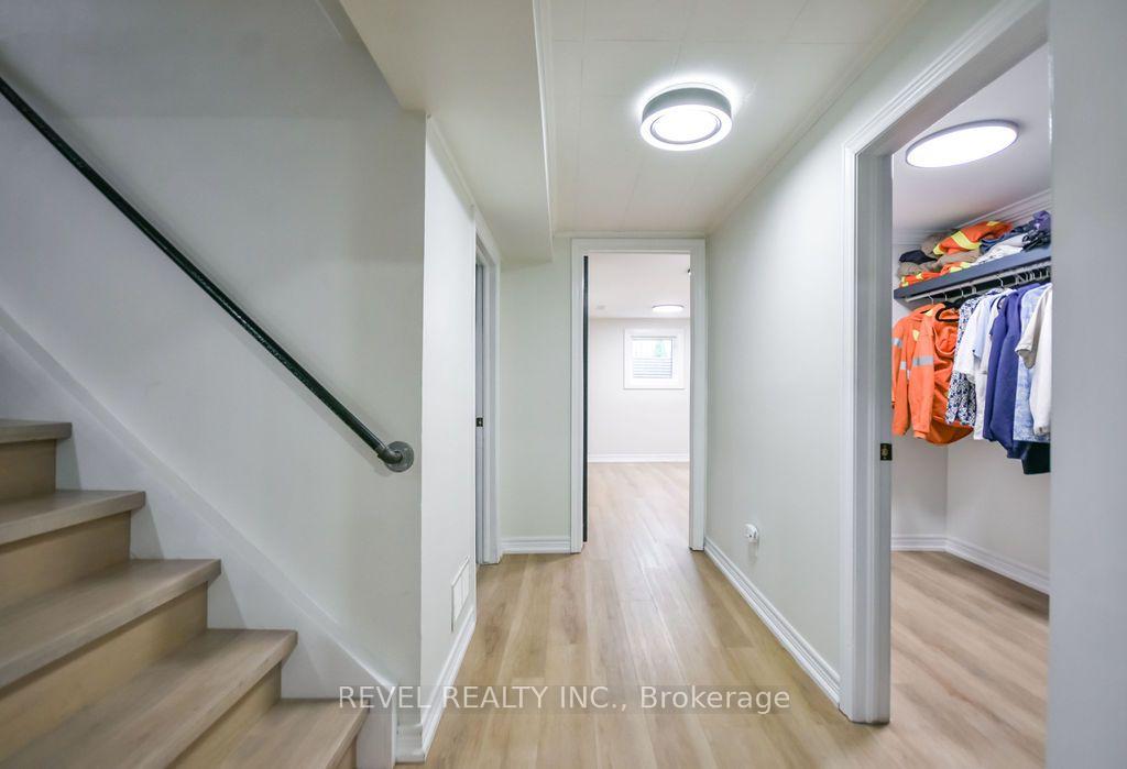 Photo 27 of 20 Cynthia Court, Barrie, 400 North — HOMEH