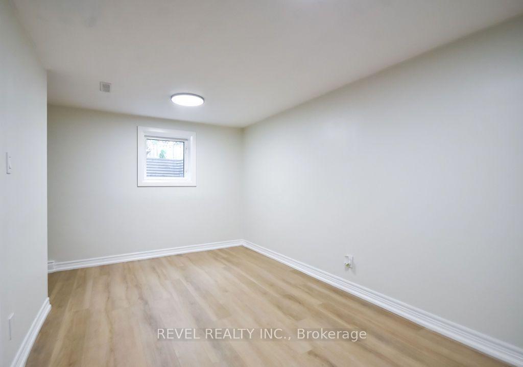 Photo 38 of 20 Cynthia Court, Barrie, 400 North — HOMEH