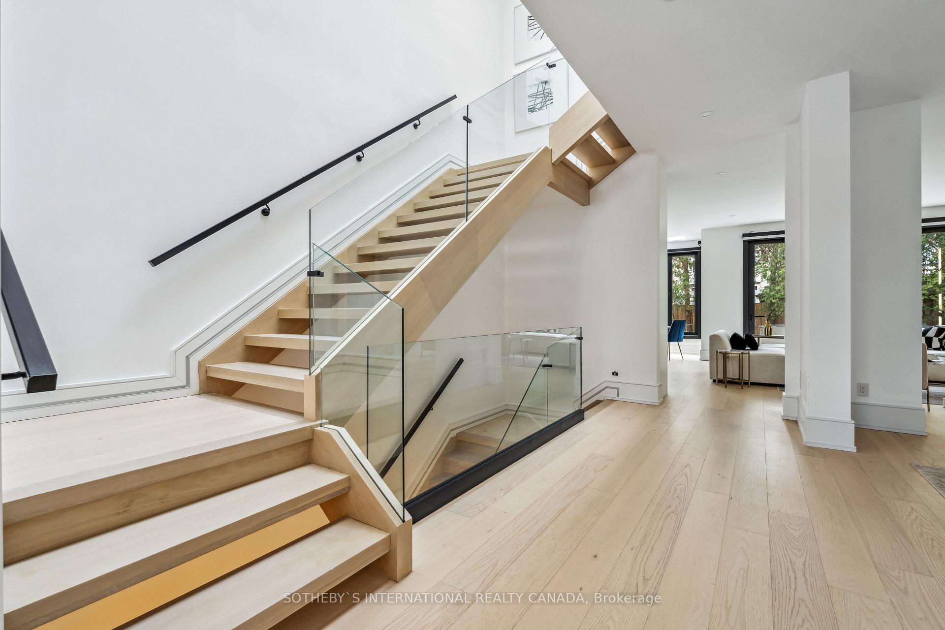 Photo 4 of 159 Cortleigh Boulevard, Toronto, Lawrence Park South — HOMEH
