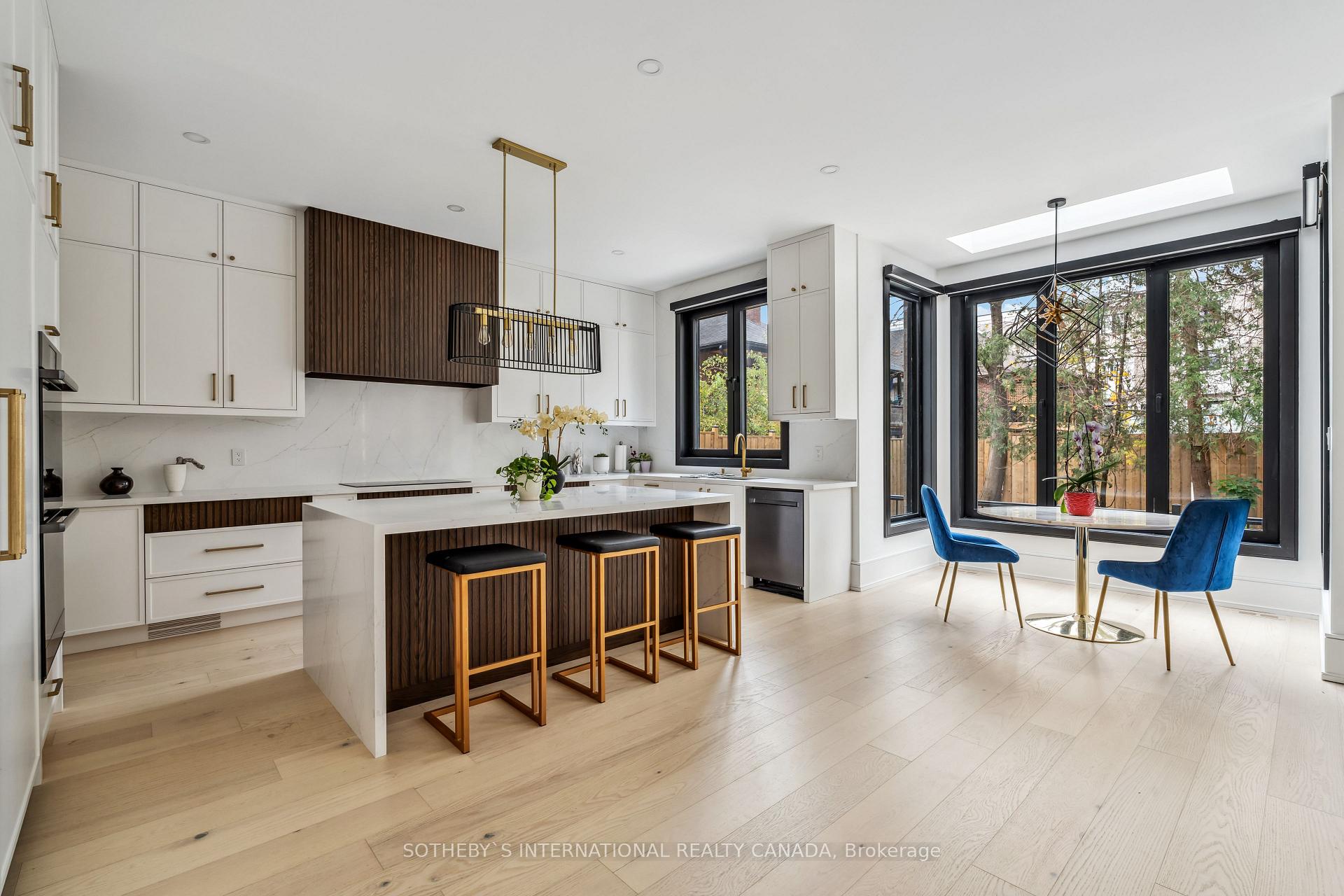 Photo 11 of 159 Cortleigh Boulevard, Toronto, Lawrence Park South — HOMEH