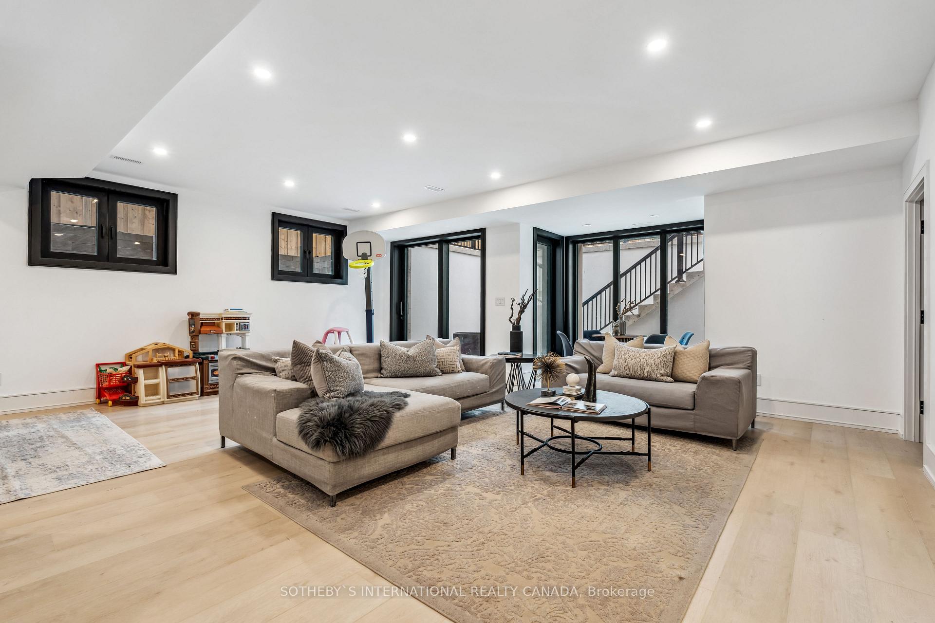Photo 27 of 159 Cortleigh Boulevard, Toronto, Lawrence Park South — HOMEH