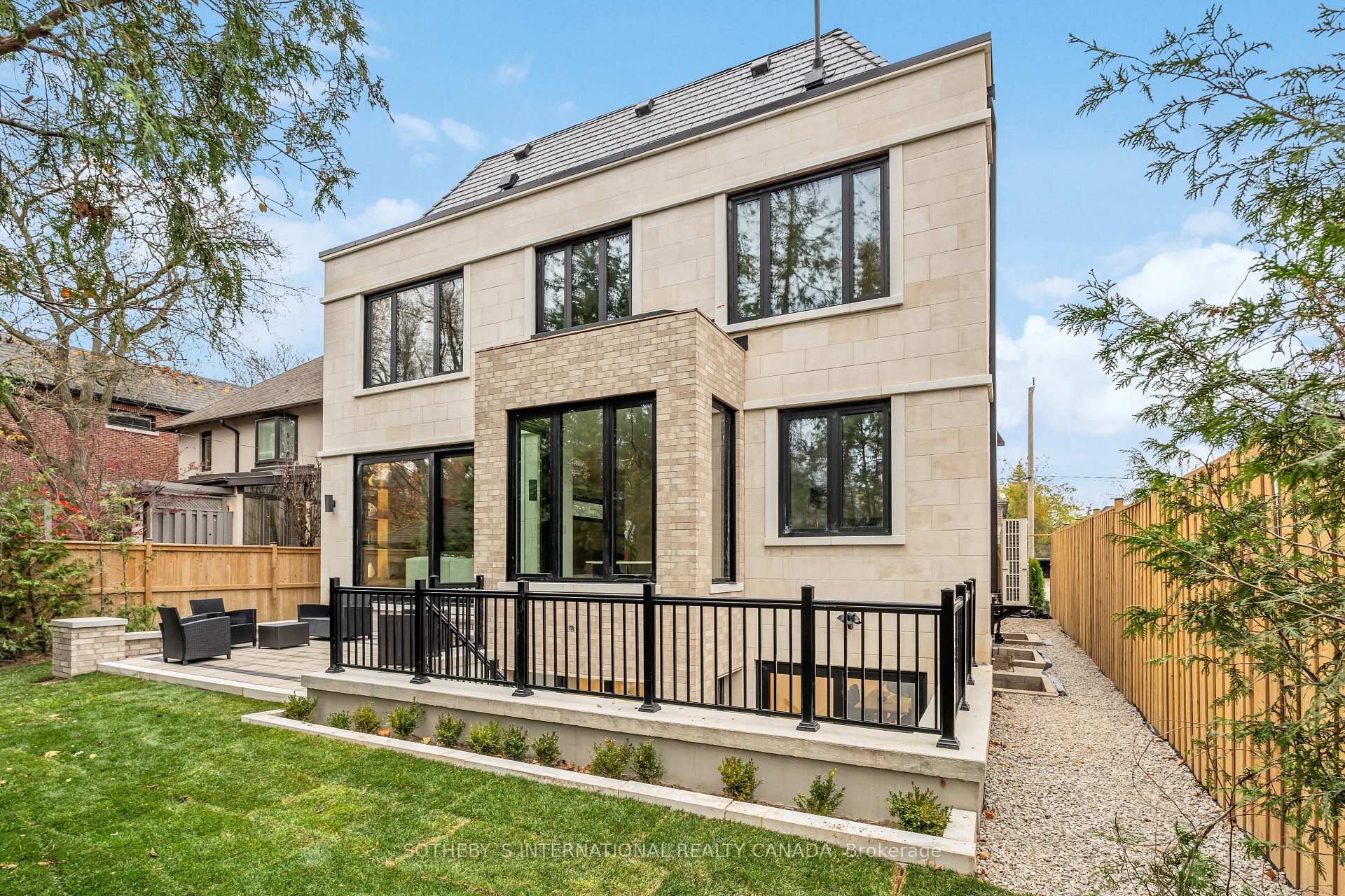Photo 33 of 159 Cortleigh Boulevard, Toronto, Lawrence Park South — HOMEH