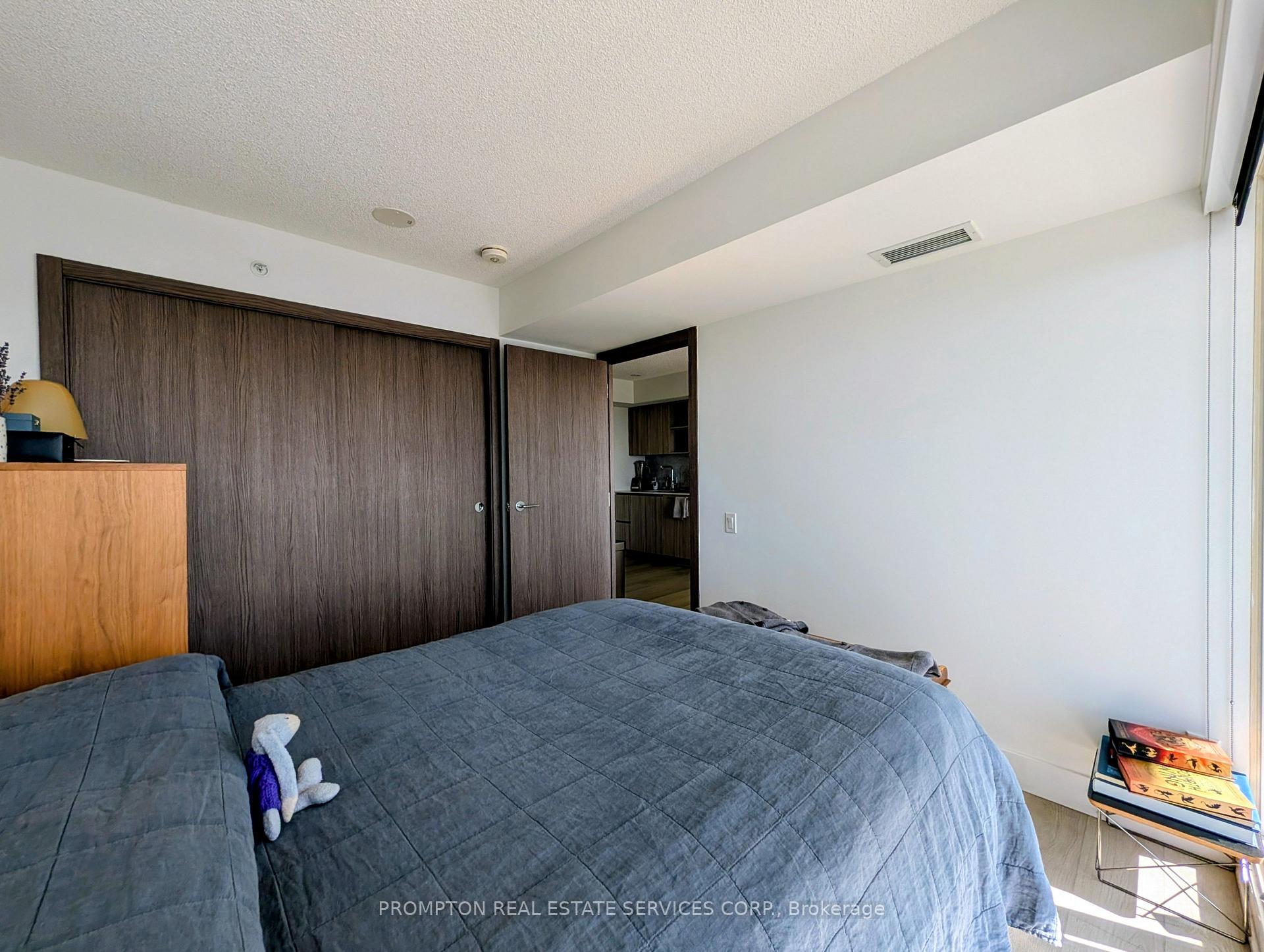 Photo 12 of Unit 2616, 17 Bathurst Street, Toronto, Waterfront Communities — HOMEH