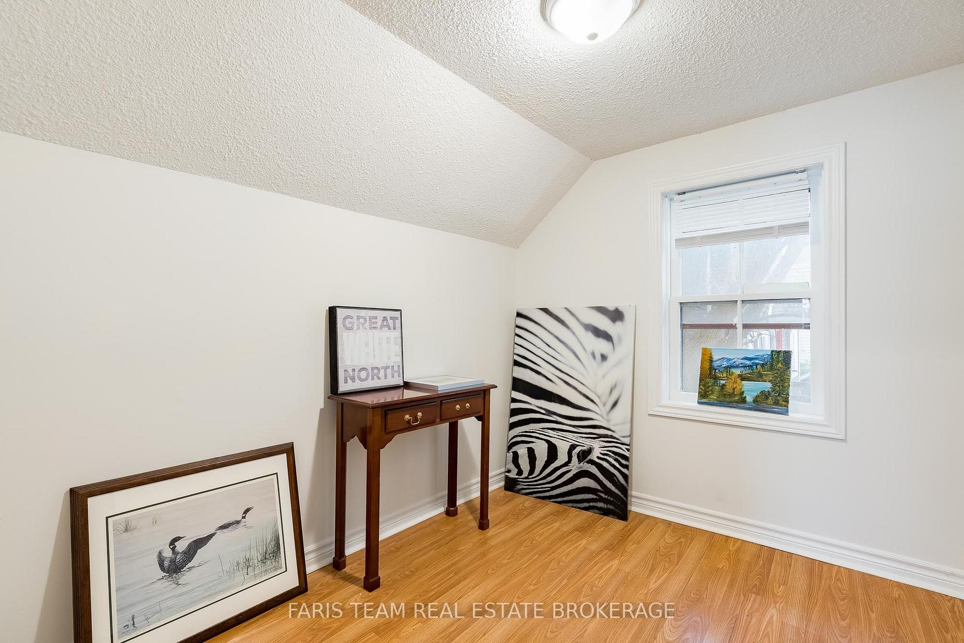 Photo 39 of 308 Russell Street, Midland — HOMEH