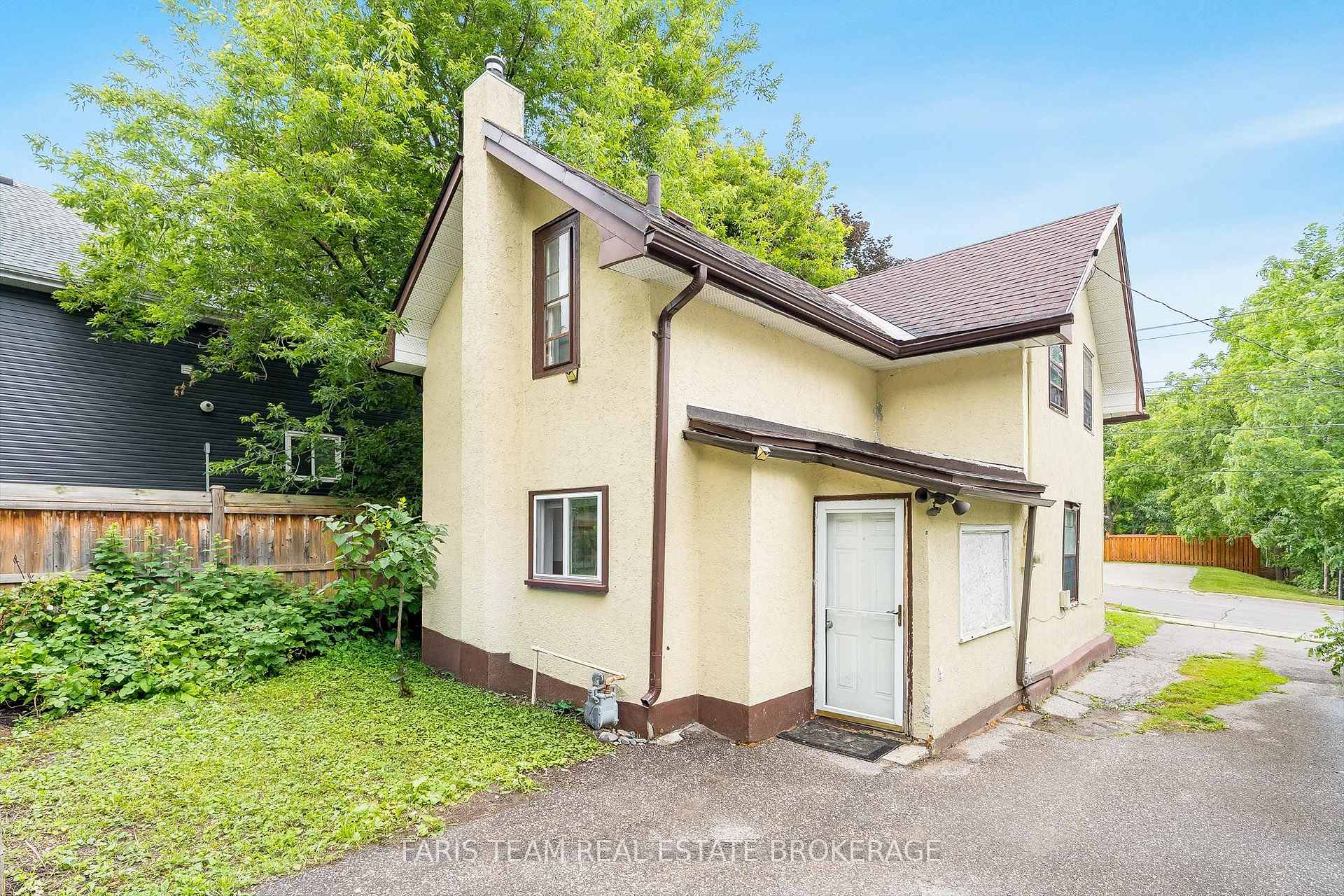Photo 46 of 308 Russell Street, Midland — HOMEH