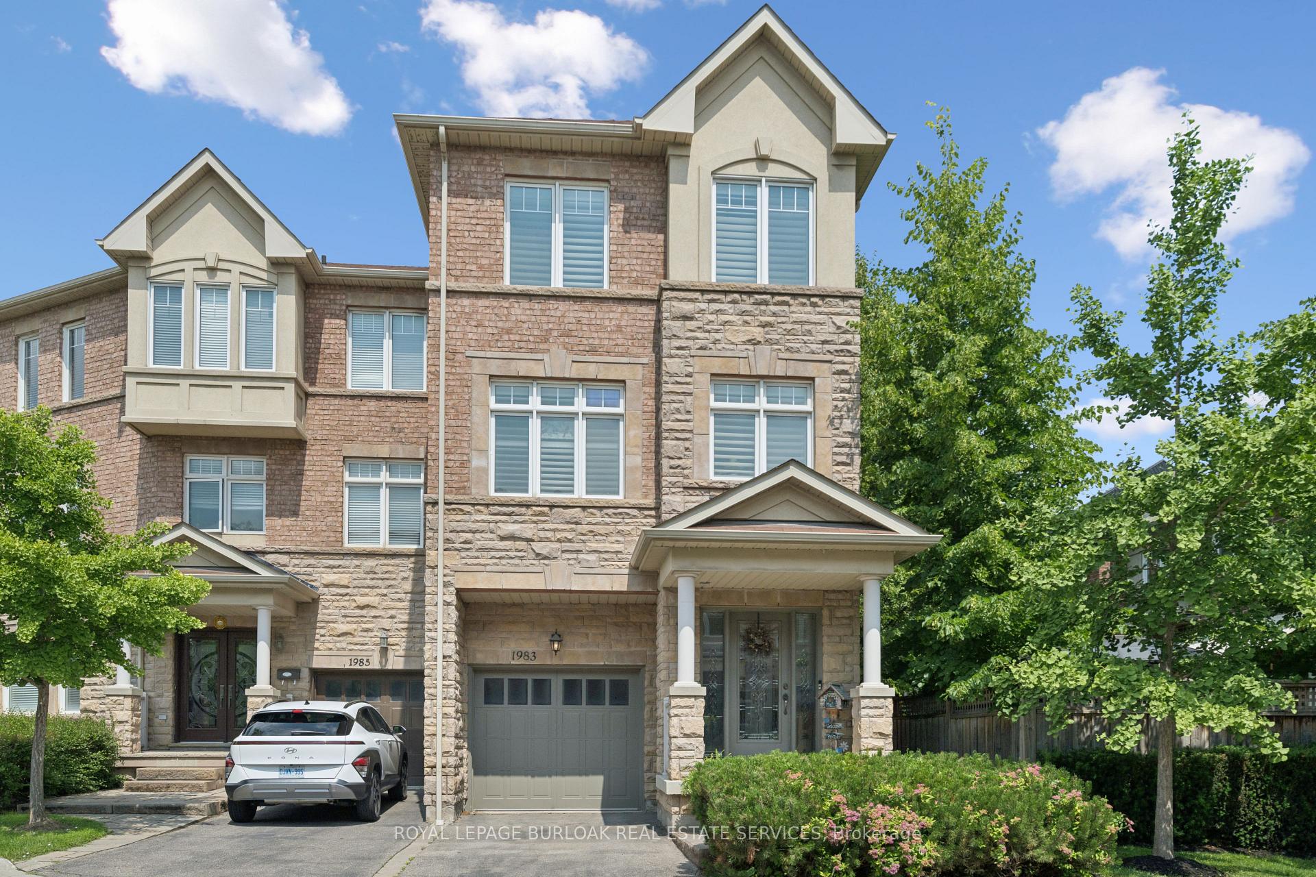 Photo 1 of 1983 Rackus Crescent, Mississauga, Clarkson — HOMEH