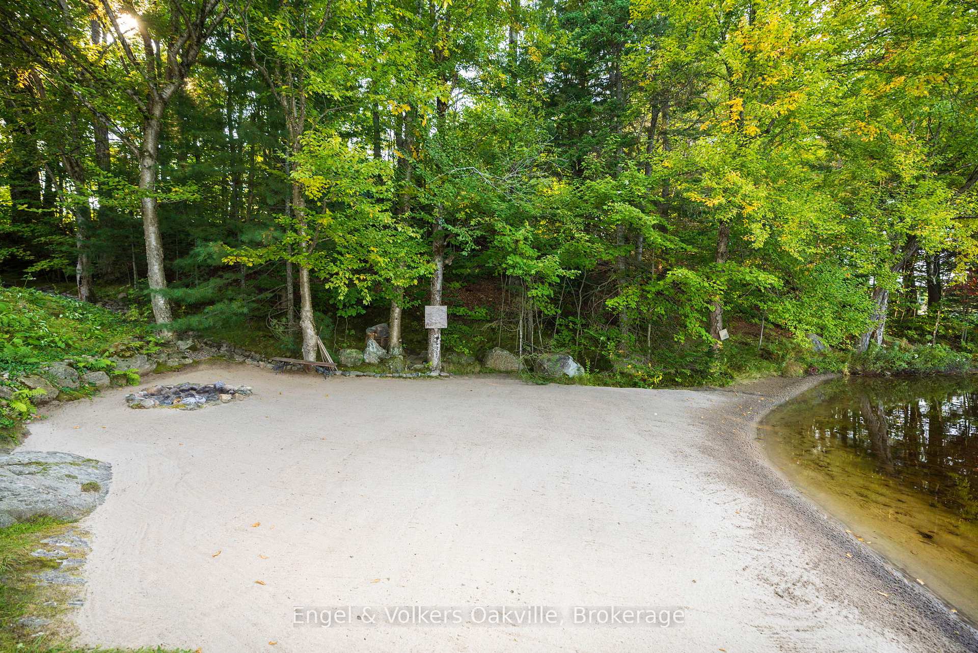 Photo 8 of 87 Dayeo Drive, Georgian Bay, Freeman — HOMEH