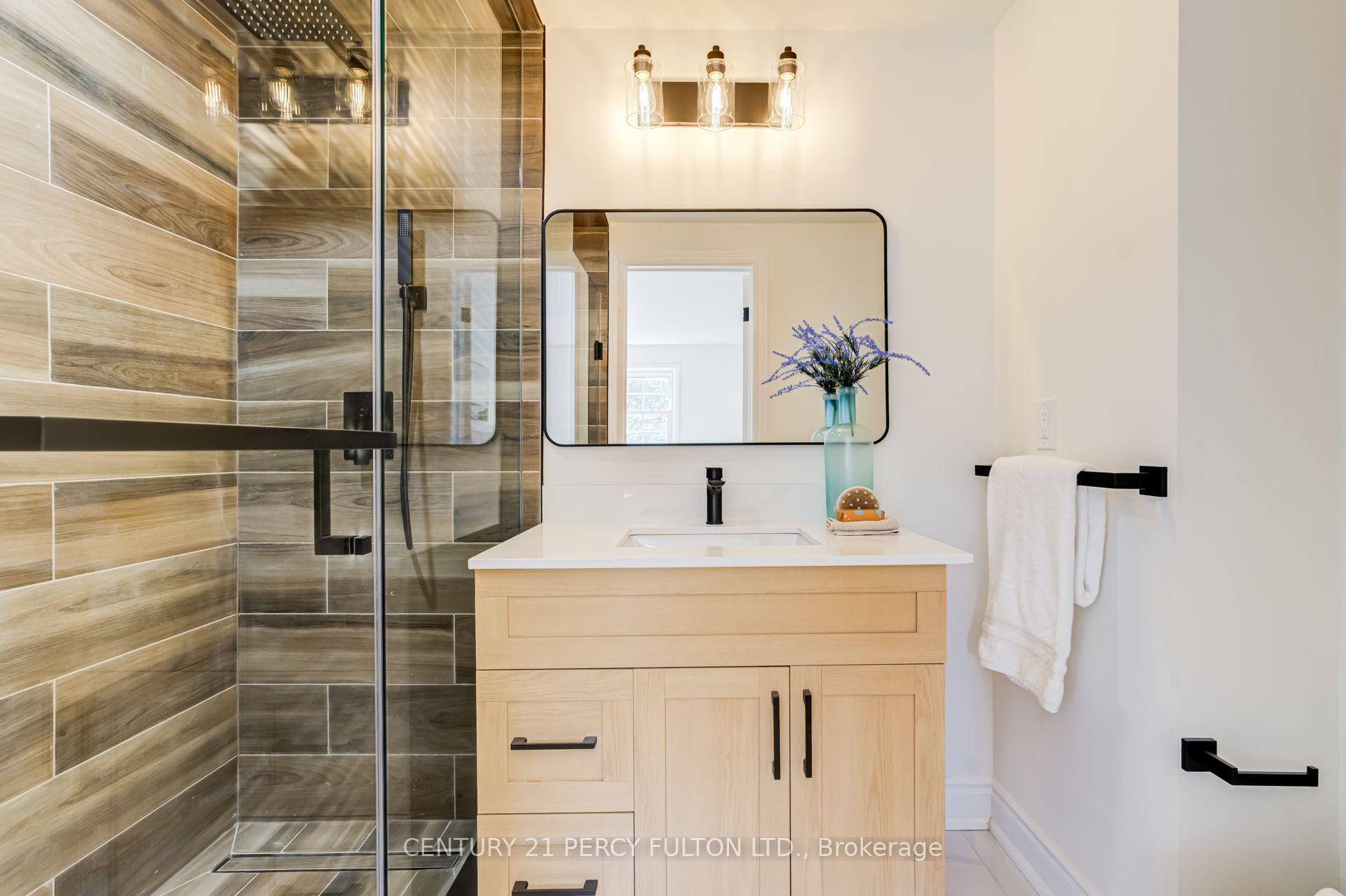 Photo 36 of 33 Lorna Rae Boulevard, Scarborough, Milliken — HOMEH