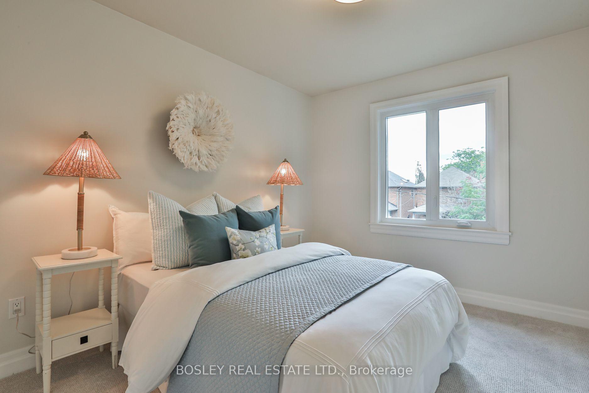 Photo 21 of 24 Whitewood Road, Toronto, Mount Pleasant East — HOMEH