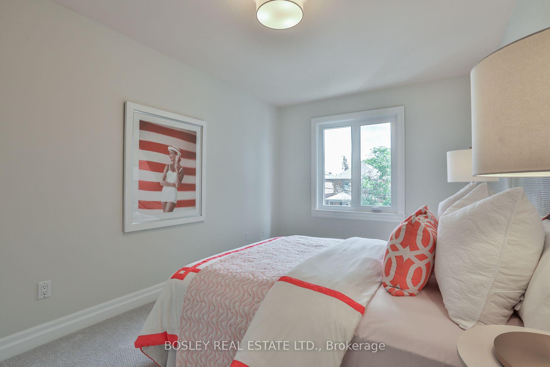 Photo 25 of 24 Whitewood Road, Toronto, Mount Pleasant East — HOMEH