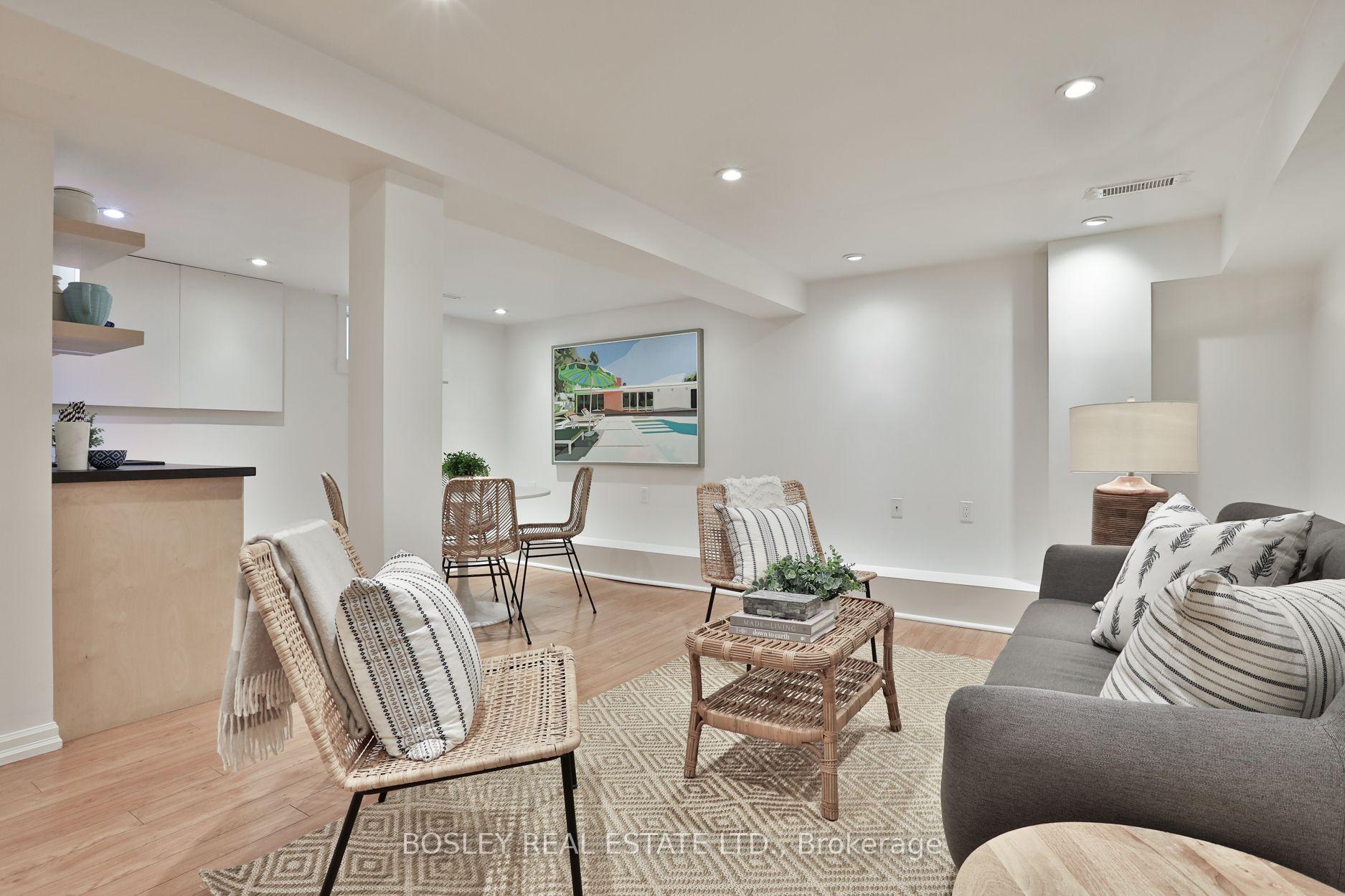 Photo 32 of 24 Whitewood Road, Toronto, Mount Pleasant East — HOMEH