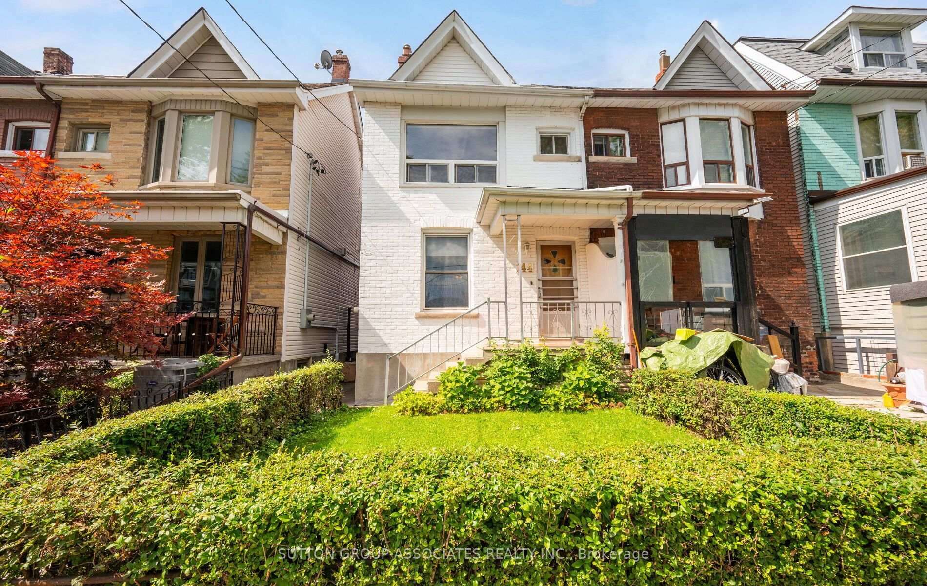 Photo of 144 Bellwoods Avenue