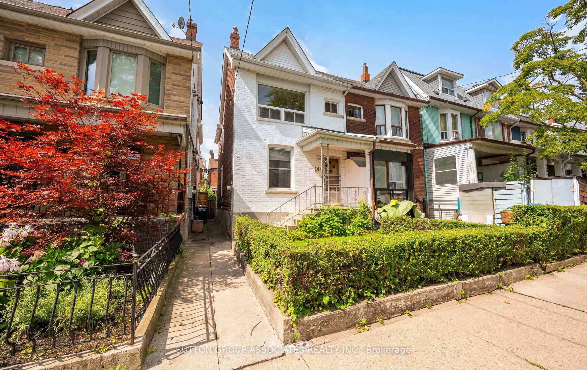Photo 2 of 144 Bellwoods Avenue, Toronto, Trinity-Bellwoods — HOMEH