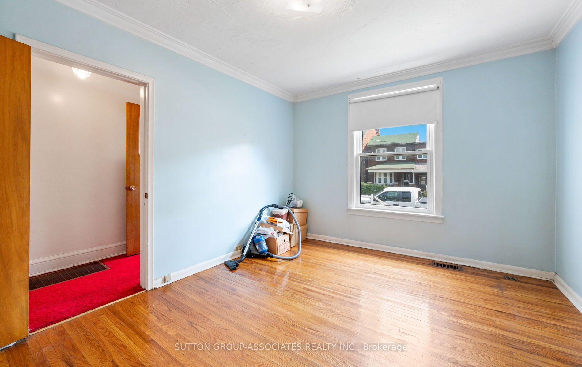 Photo 8 of 144 Bellwoods Avenue, Toronto, Trinity-Bellwoods — HOMEH
