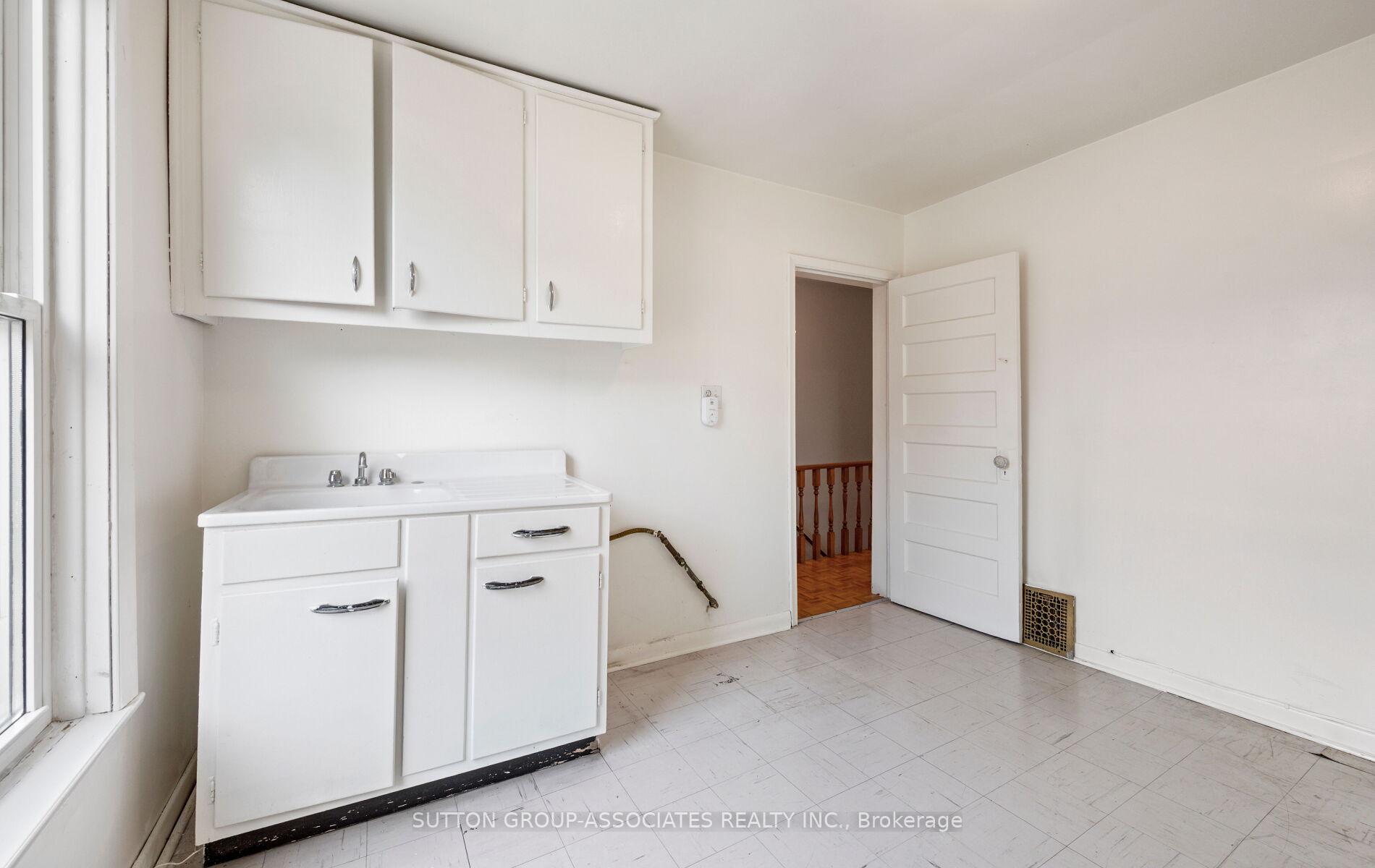 Photo 25 of 144 Bellwoods Avenue, Toronto, Trinity-Bellwoods — HOMEH