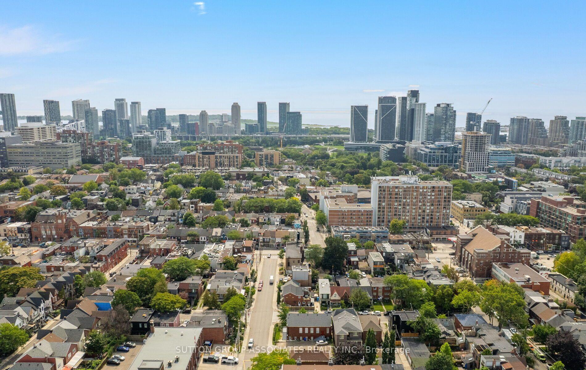 Photo 37 of 144 Bellwoods Avenue, Toronto, Trinity-Bellwoods — HOMEH