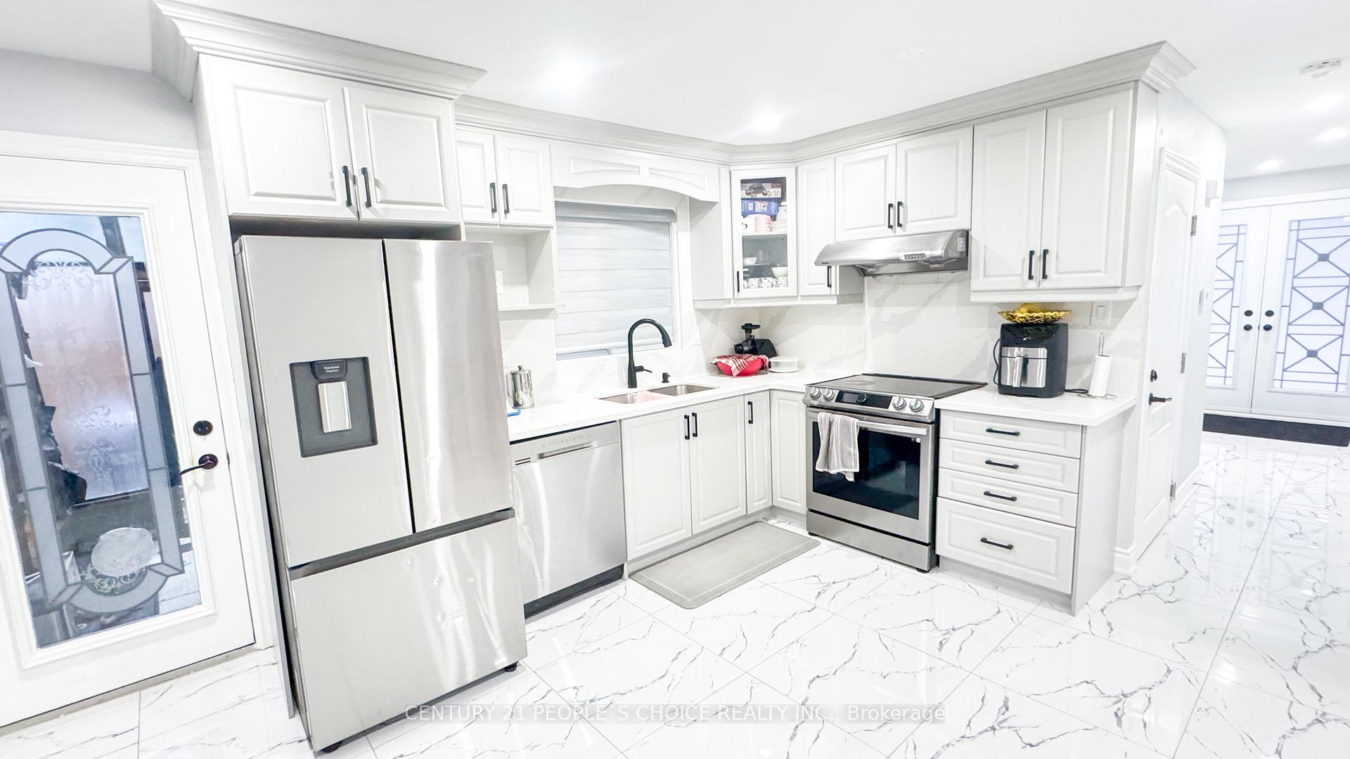 Photo 24 of 7 Dalraith Crescent, Brampton, Southgate — HOMEH