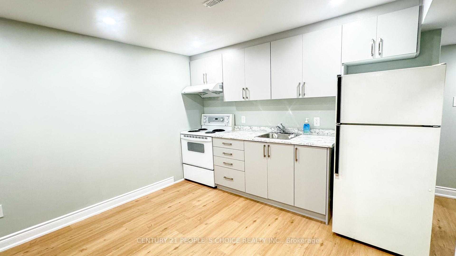 Photo 32 of 7 Dalraith Crescent, Brampton, Southgate — HOMEH