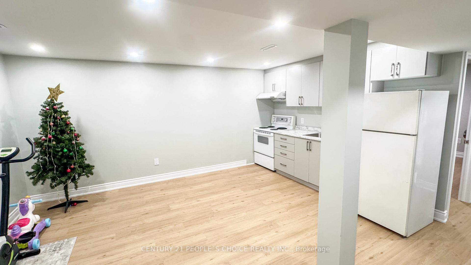Photo 33 of 7 Dalraith Crescent, Brampton, Southgate — HOMEH