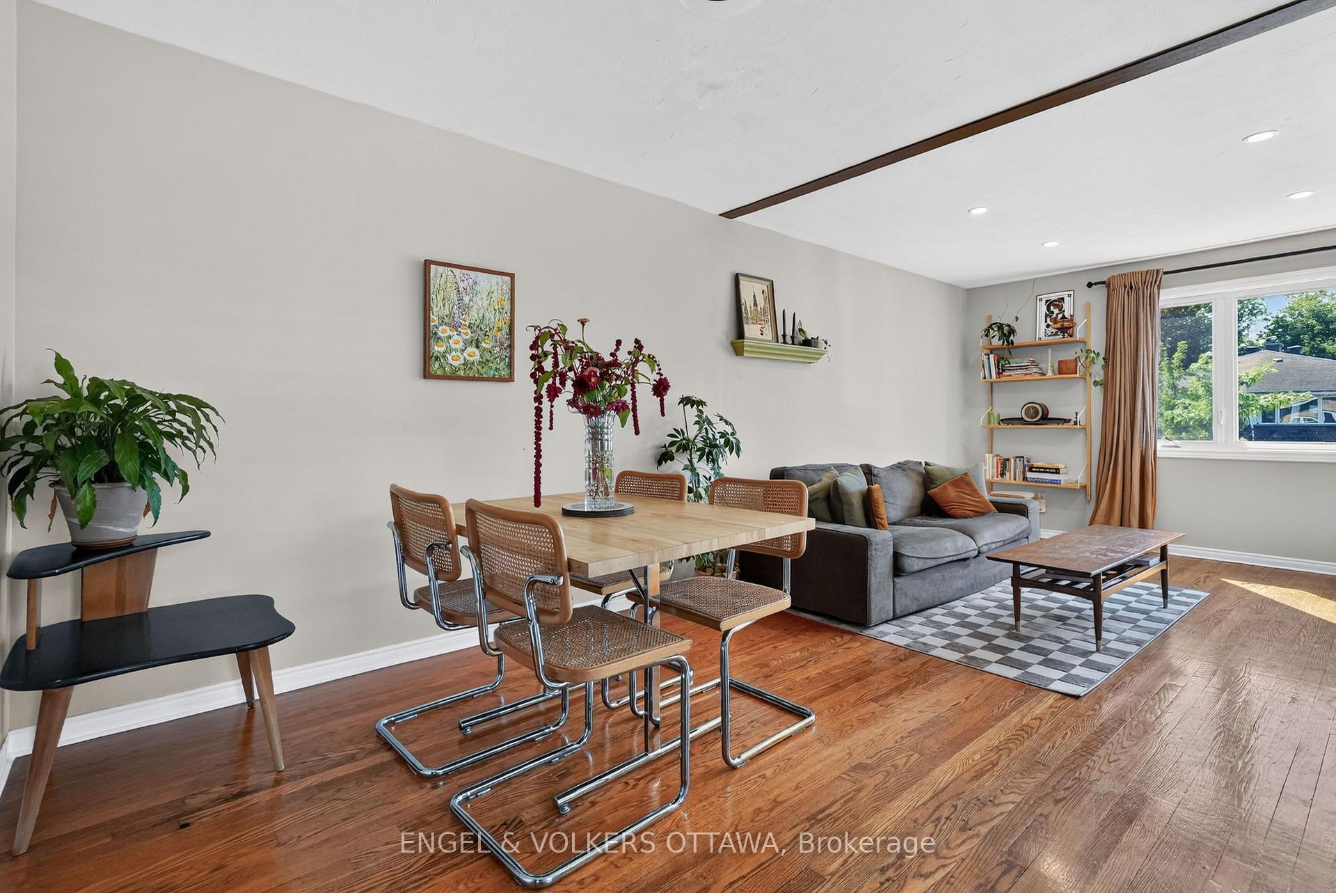 Photo 9 of 793 Trojan Avenue, Ottawa, Castle Heights/Rideau High — HOMEH