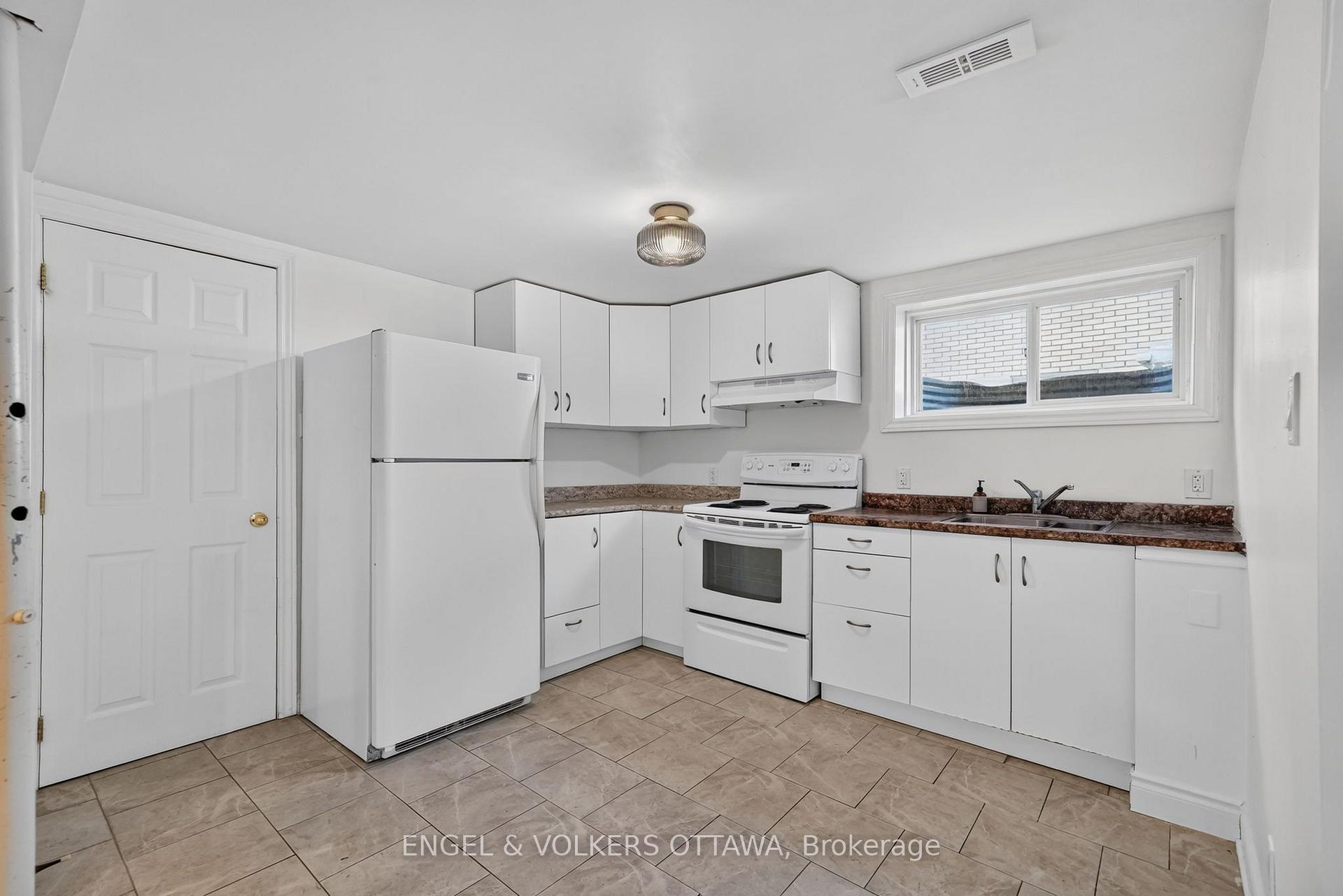 Photo 25 of 793 Trojan Avenue, Ottawa, Castle Heights/Rideau High — HOMEH