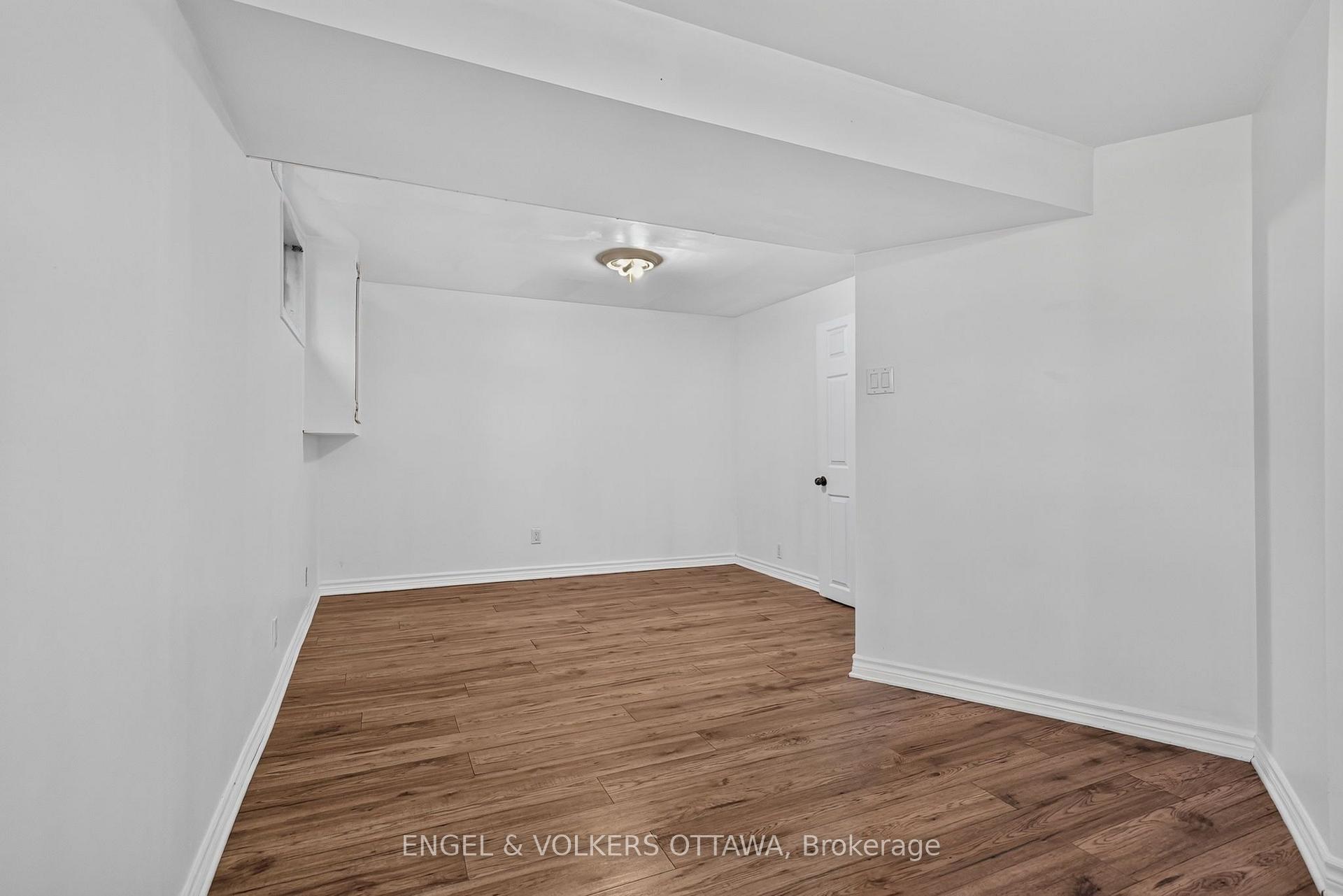 Photo 29 of 793 Trojan Avenue, Ottawa, Castle Heights/Rideau High — HOMEH