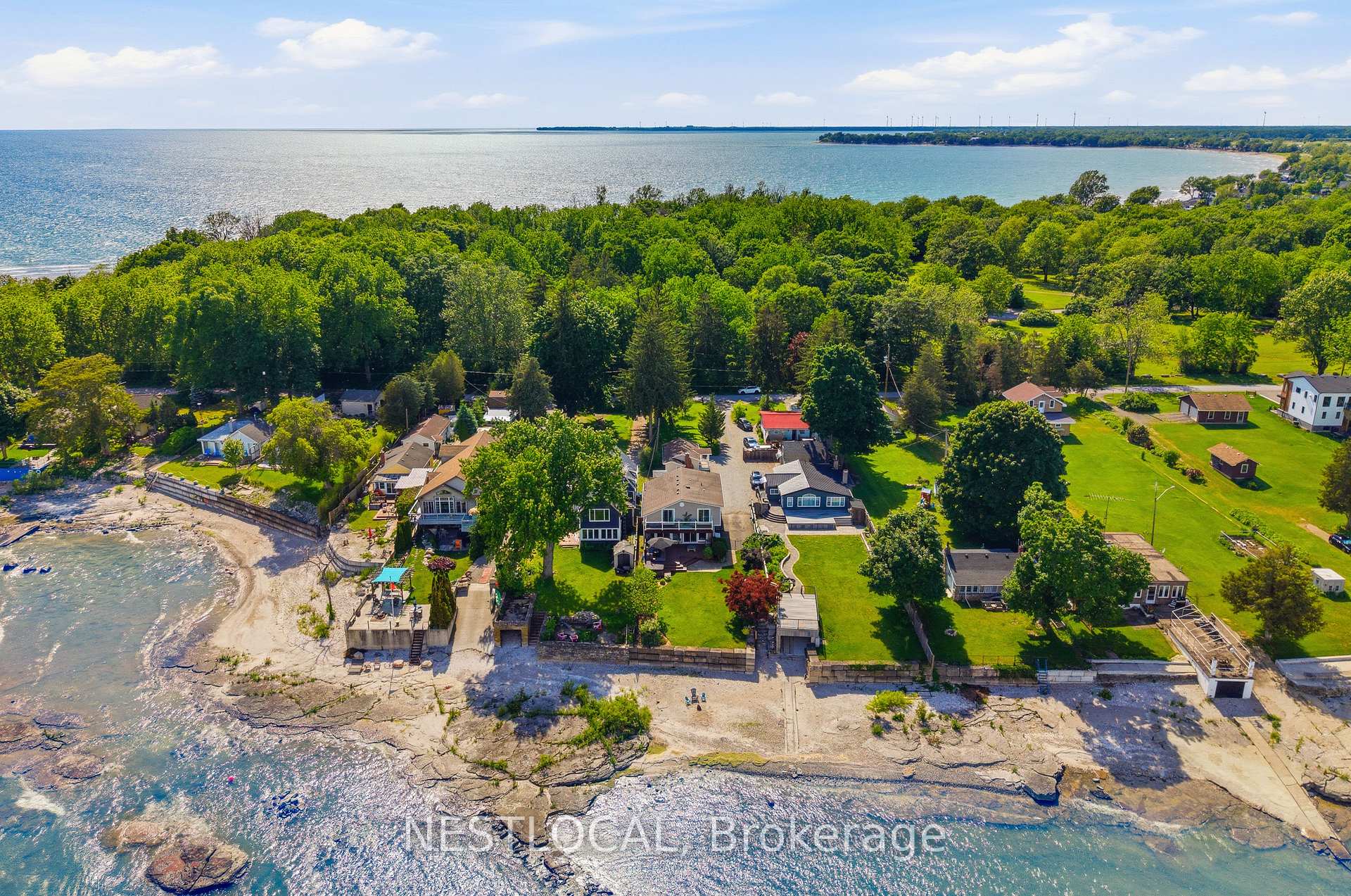 Photo of 11423 Morgans Point Road