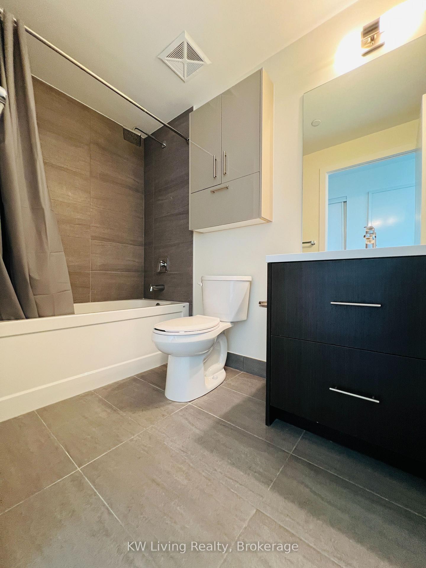 Photo 12 of Unit 1805, 188 Fairview Mall Drive, North York, Don Valley Village — HOMEH