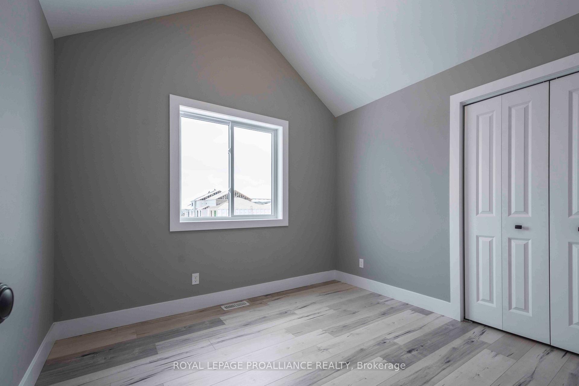 Photo 13 of 117 Farrington Crescent, Prince Edward County, Picton Ward — HOMEH