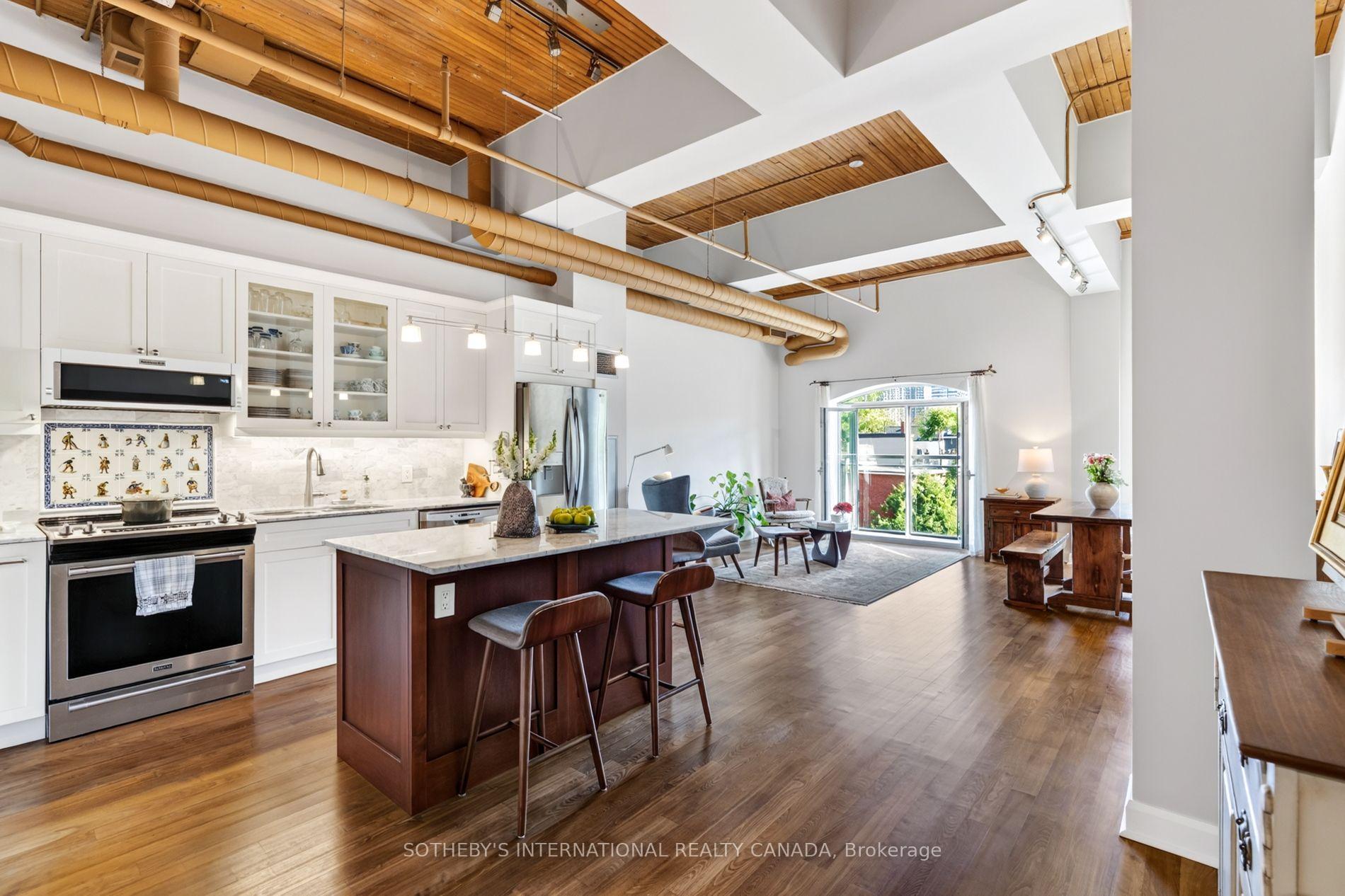 Photo 5 of Unit 208, 993 Queen Street W, Toronto, Niagara — HOMEH