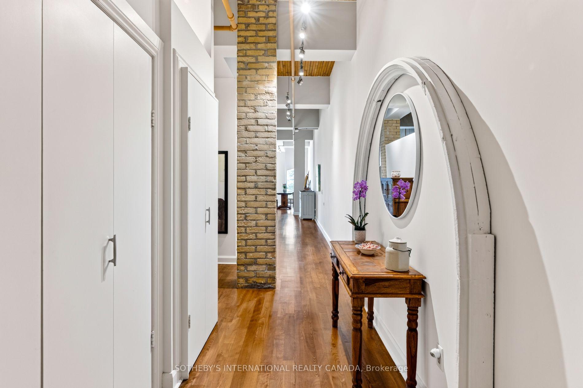 Photo 2 of Unit 208, 993 Queen Street W, Toronto, Niagara — HOMEH