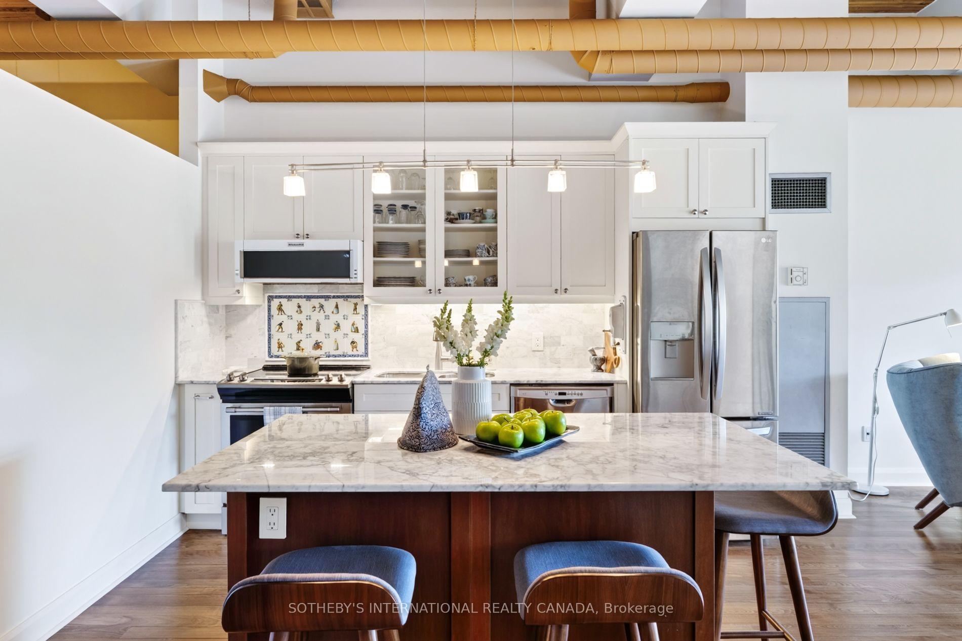 Photo 6 of Unit 208, 993 Queen Street W, Toronto, Niagara — HOMEH