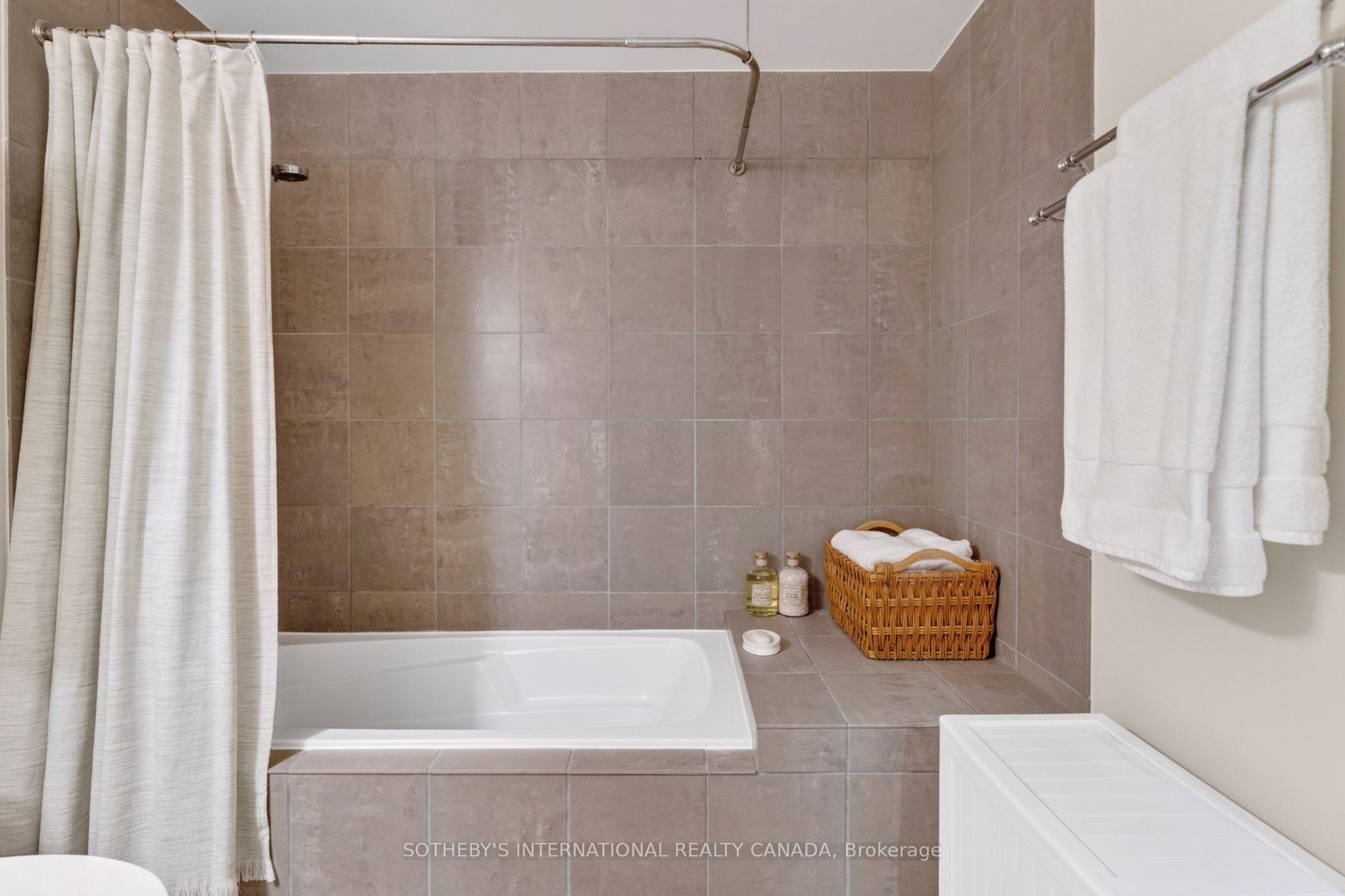 Photo 33 of Unit 208, 993 Queen Street W, Toronto, Niagara — HOMEH