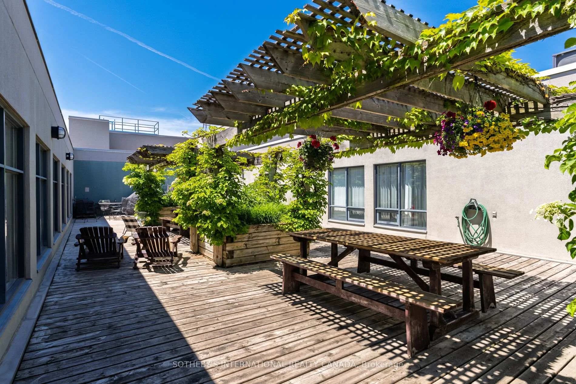 Photo 54 of Unit 208, 993 Queen Street W, Toronto, Niagara — HOMEH