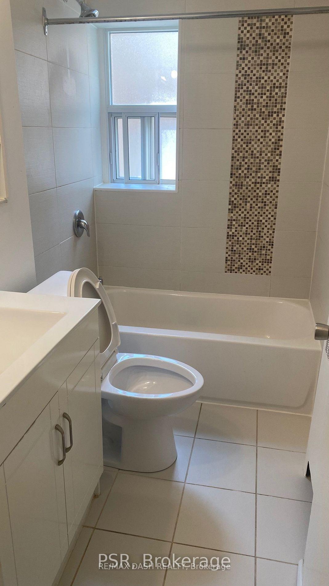 Photo 6 of Unit 06, 69 Old Mill Terrace, Etobicoke, Stonegate-Queensway — HOMEH