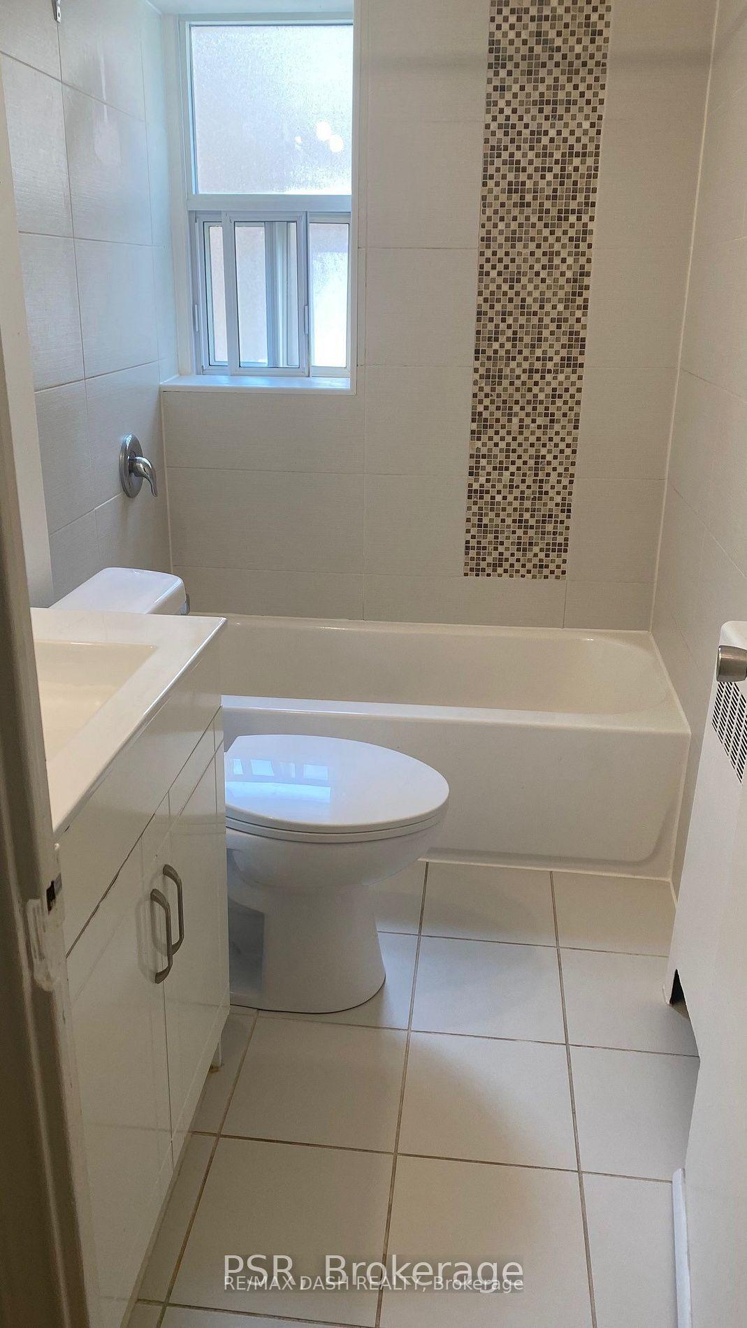 Photo 9 of Unit 06, 69 Old Mill Terrace, Etobicoke, Stonegate-Queensway — HOMEH