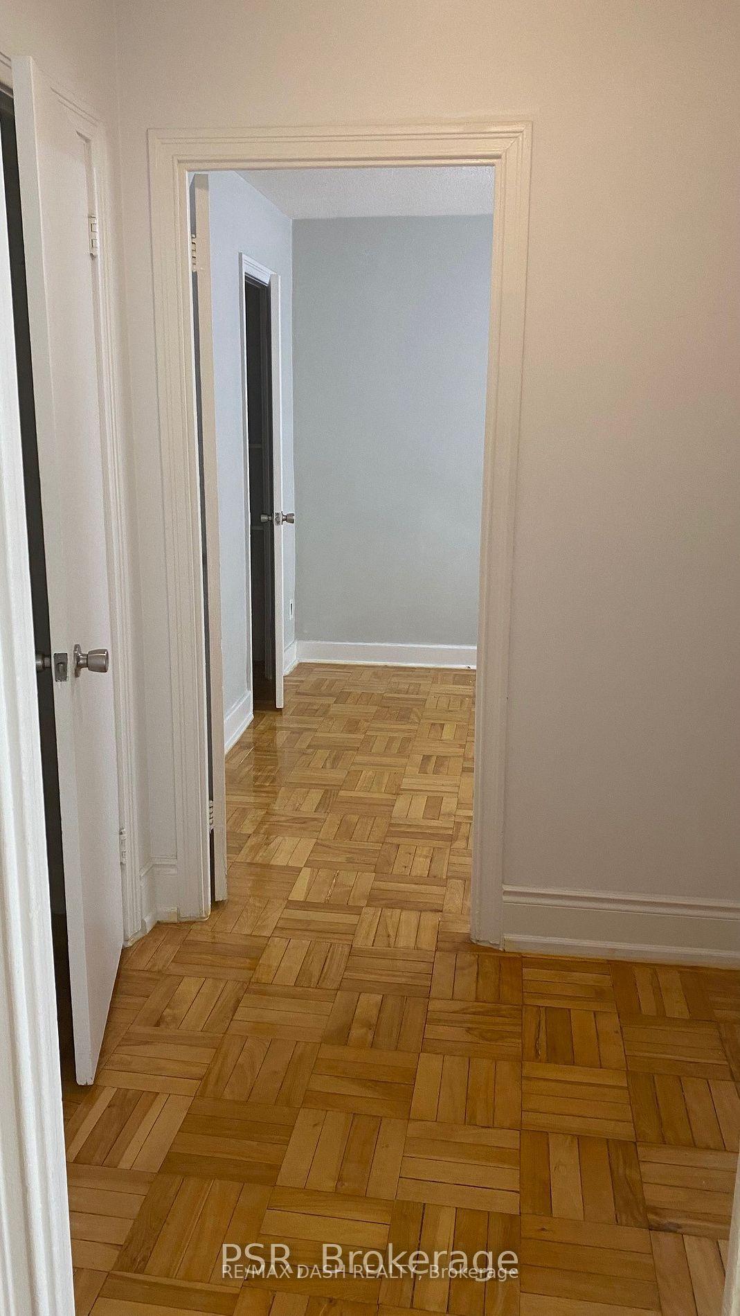 Photo 10 of Unit 06, 69 Old Mill Terrace, Etobicoke, Stonegate-Queensway — HOMEH